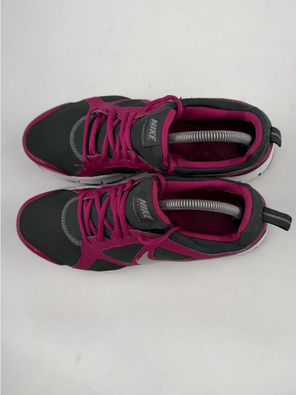 Nike excellent preowned